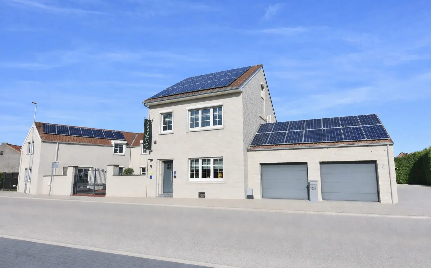 3746003319000047461_ChatGPT Image 26 feb 2026, 22_27_19.png